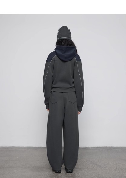 Split-panel sweatshirt suit 110