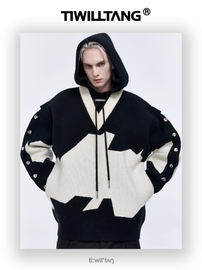 Fake two-piece embroidered hooded knitted sweatshirt 12