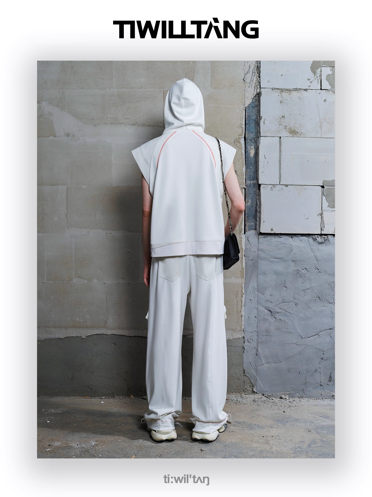 Arc-shaped split structure sweatshirt vest 16