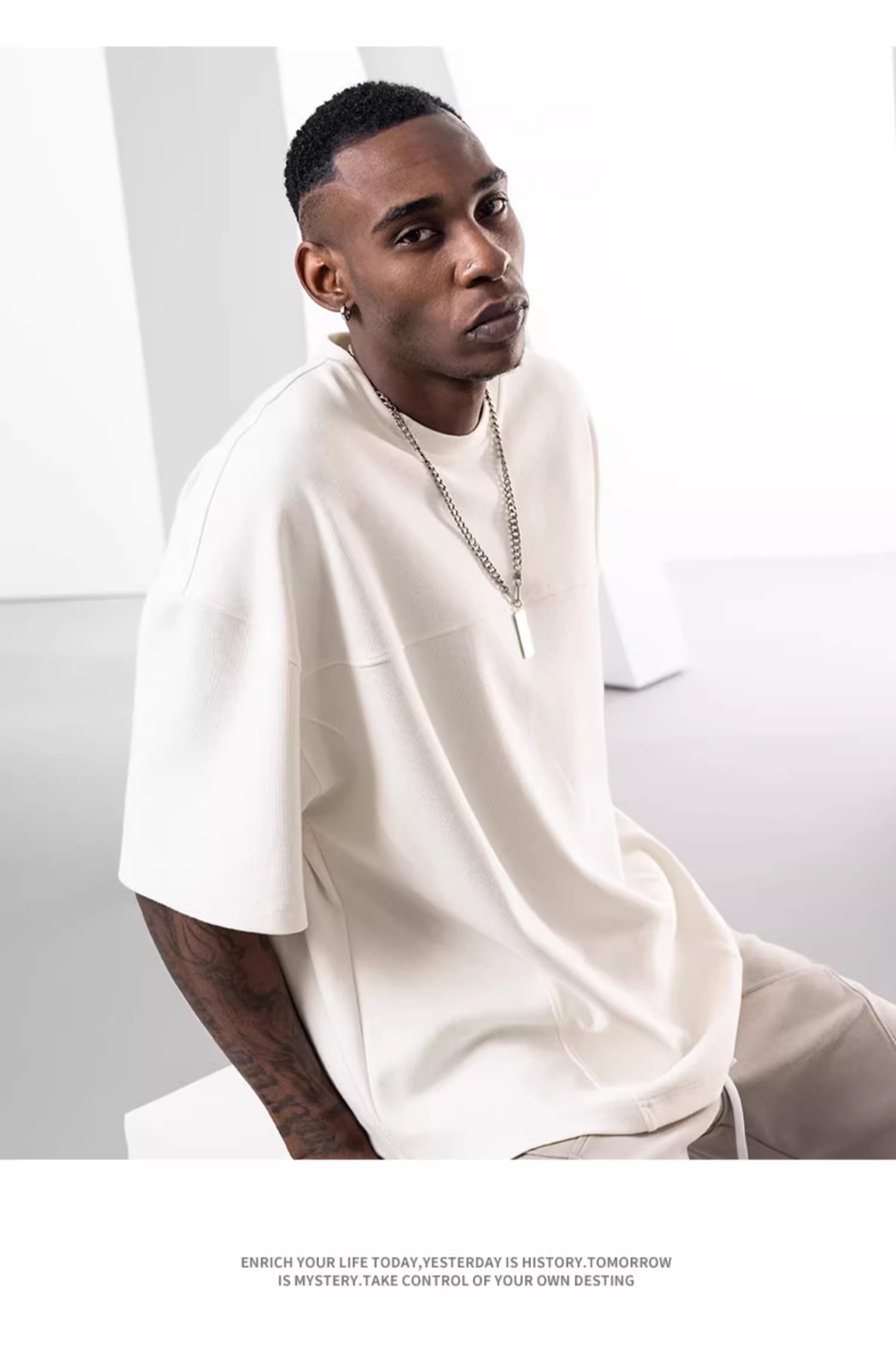 Heavyweight short-sleeved men's T-shirt 17