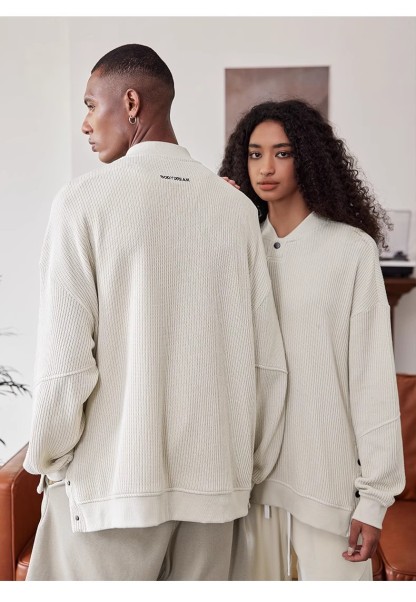 Heavy textured round neck loose sweater 21