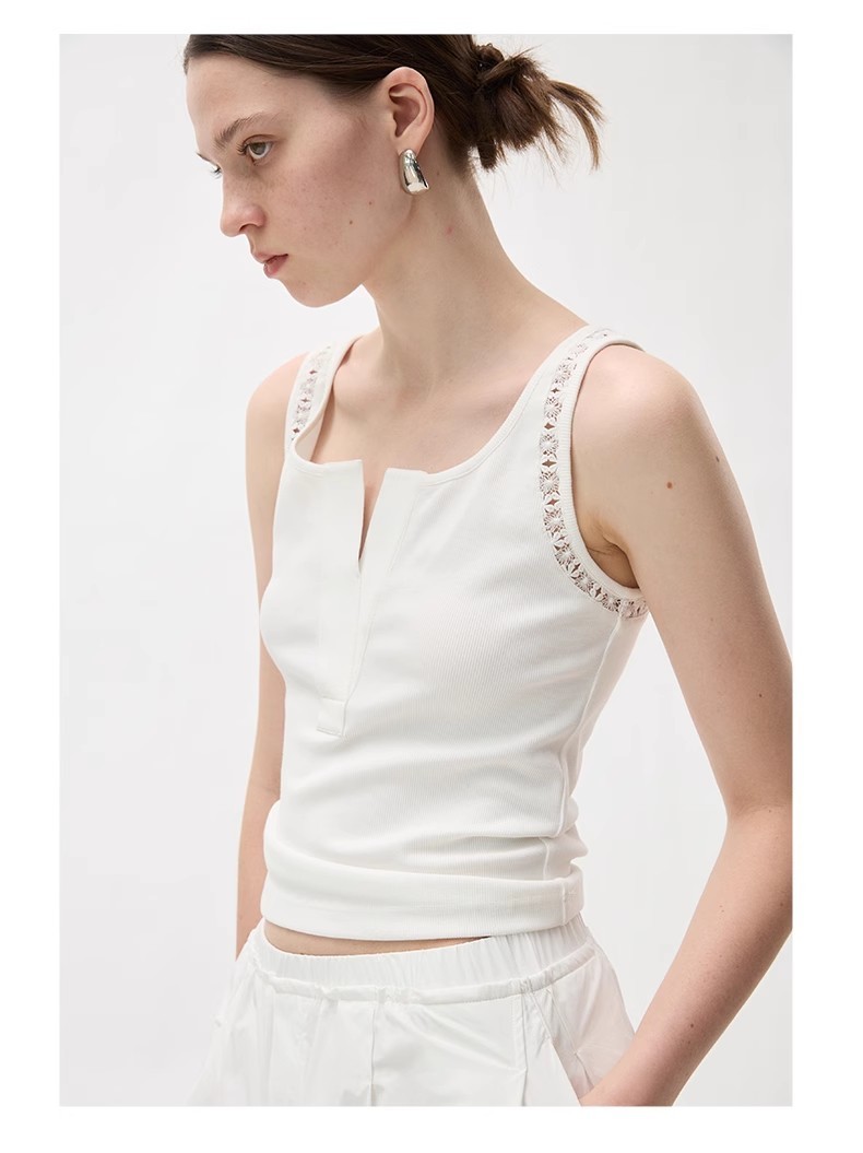 Half-open patchwork vest 33