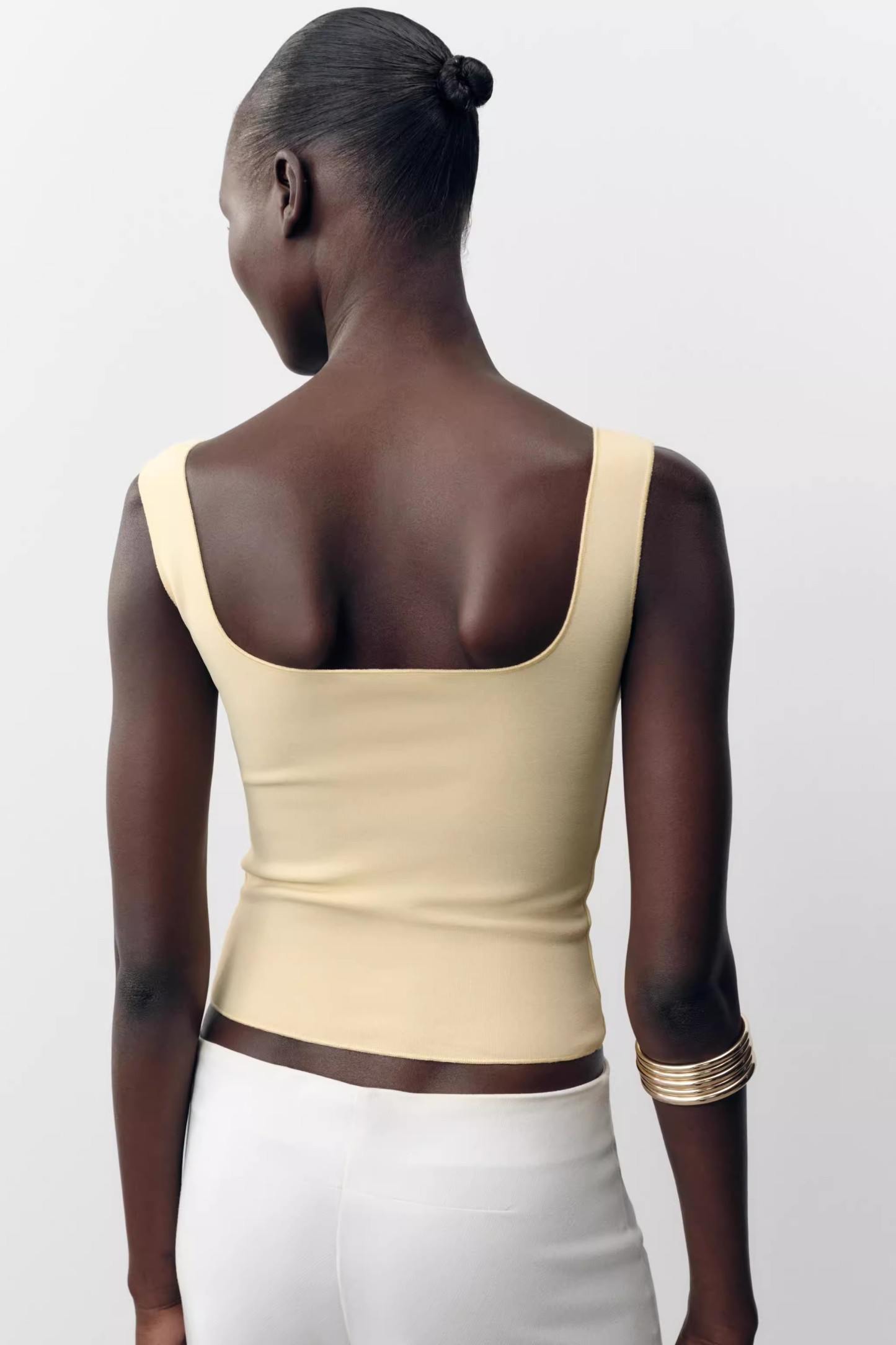 Flower hollow embroidery stretch vest 77