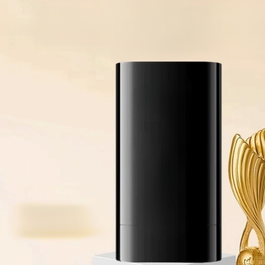 Roślinny sztyft przyciemniający włosy