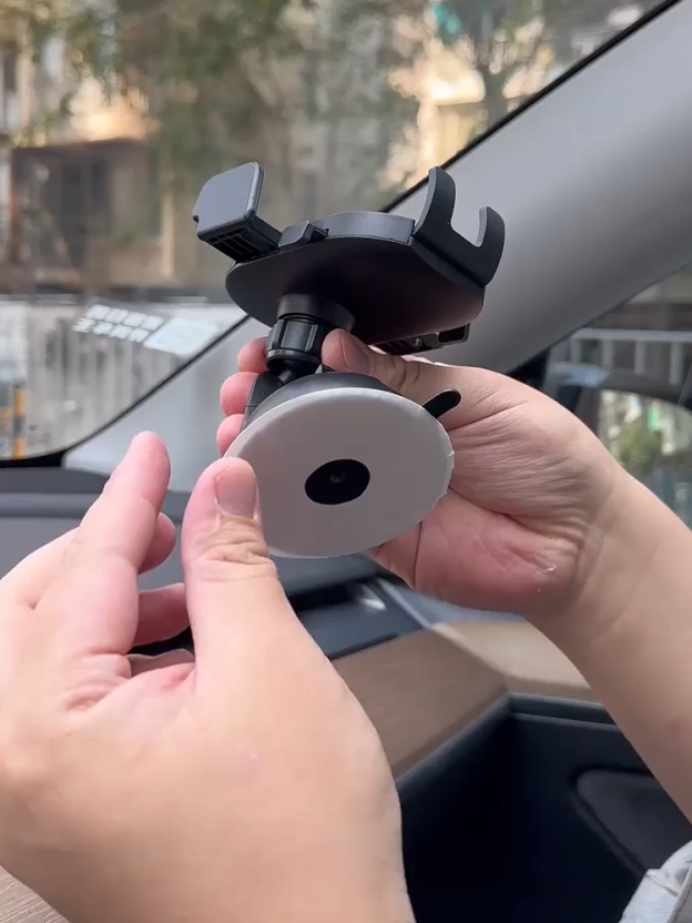 Deutsche Präzision! 2026 Neues Modell 360°-Drehbares Anti-Rutsch-Saugnapf-Autohalterung für Handys
