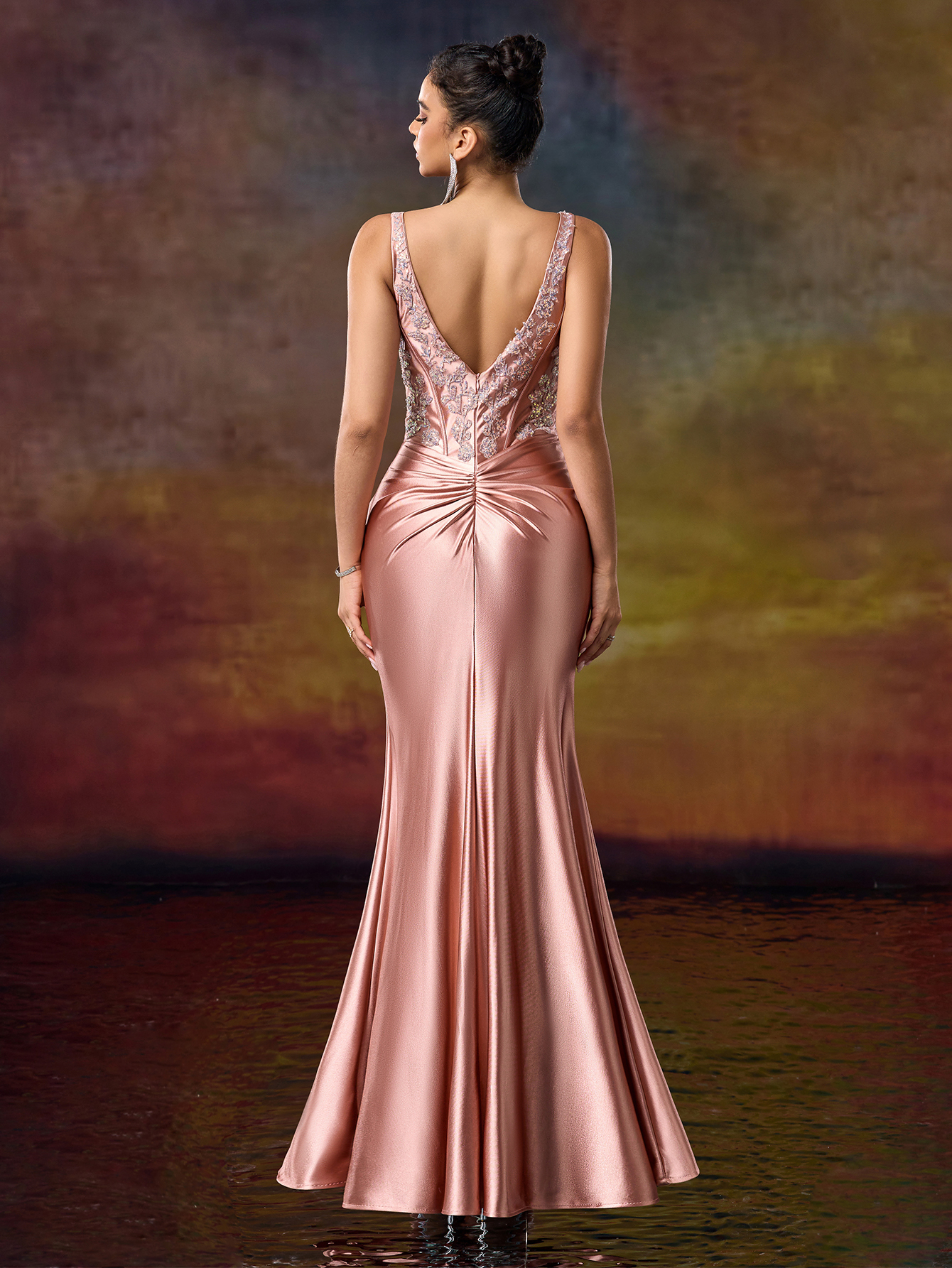 Elegant V-Neck Lace Embroidered Floral-Patterned Ruched High-Slit Mermaid Evening Gown