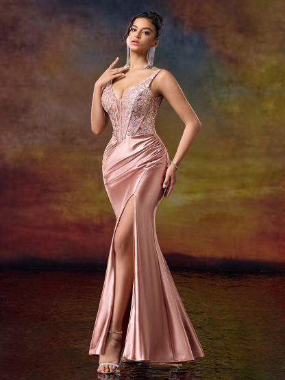Elegant V-Neck Lace Embroidered Floral-Patterned Ruched High-Slit Mermaid Evening Gown