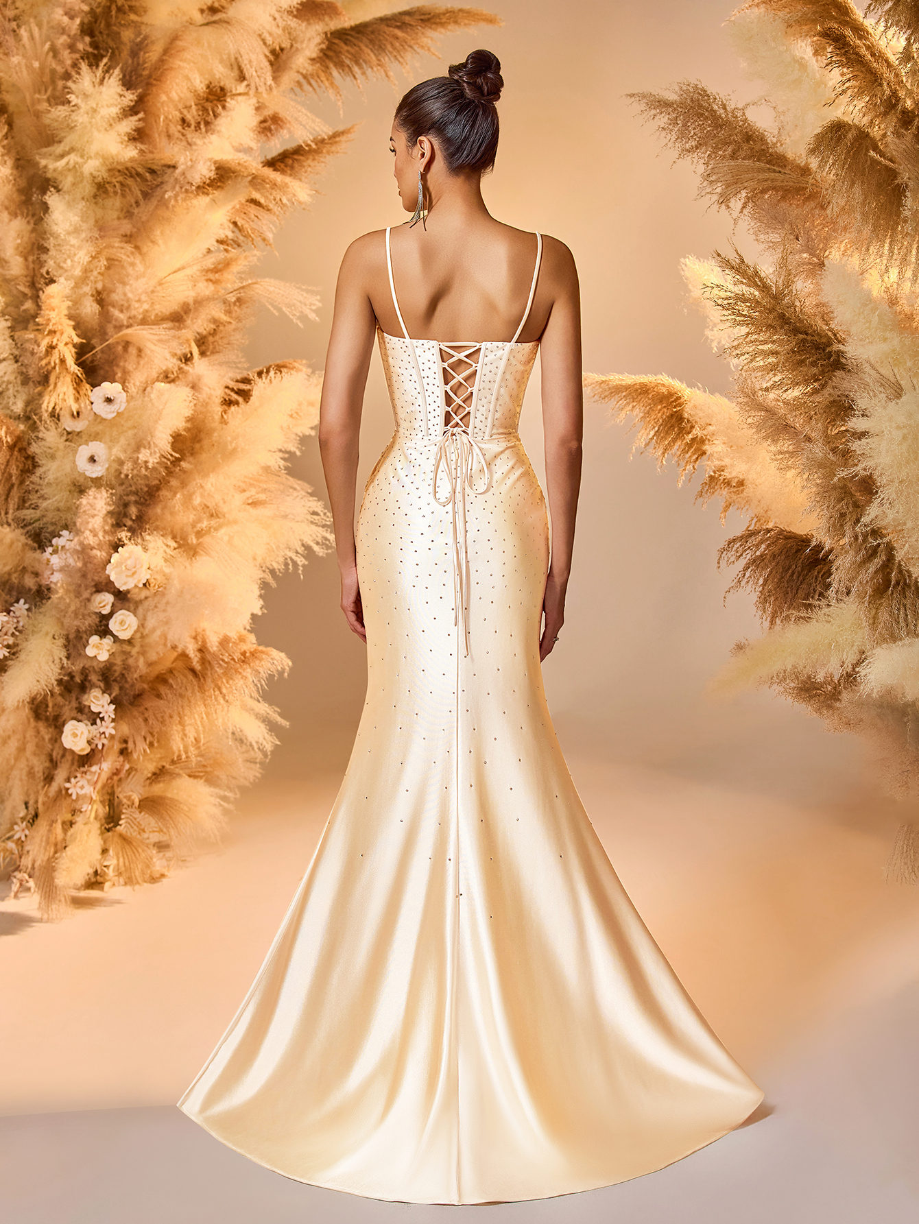 Modecrush Low-Back Embroidered Mermaid Gown Amber Gold Sequin Evening Dress with High Slit for Award Ceremonies, Galas & Luxury Events