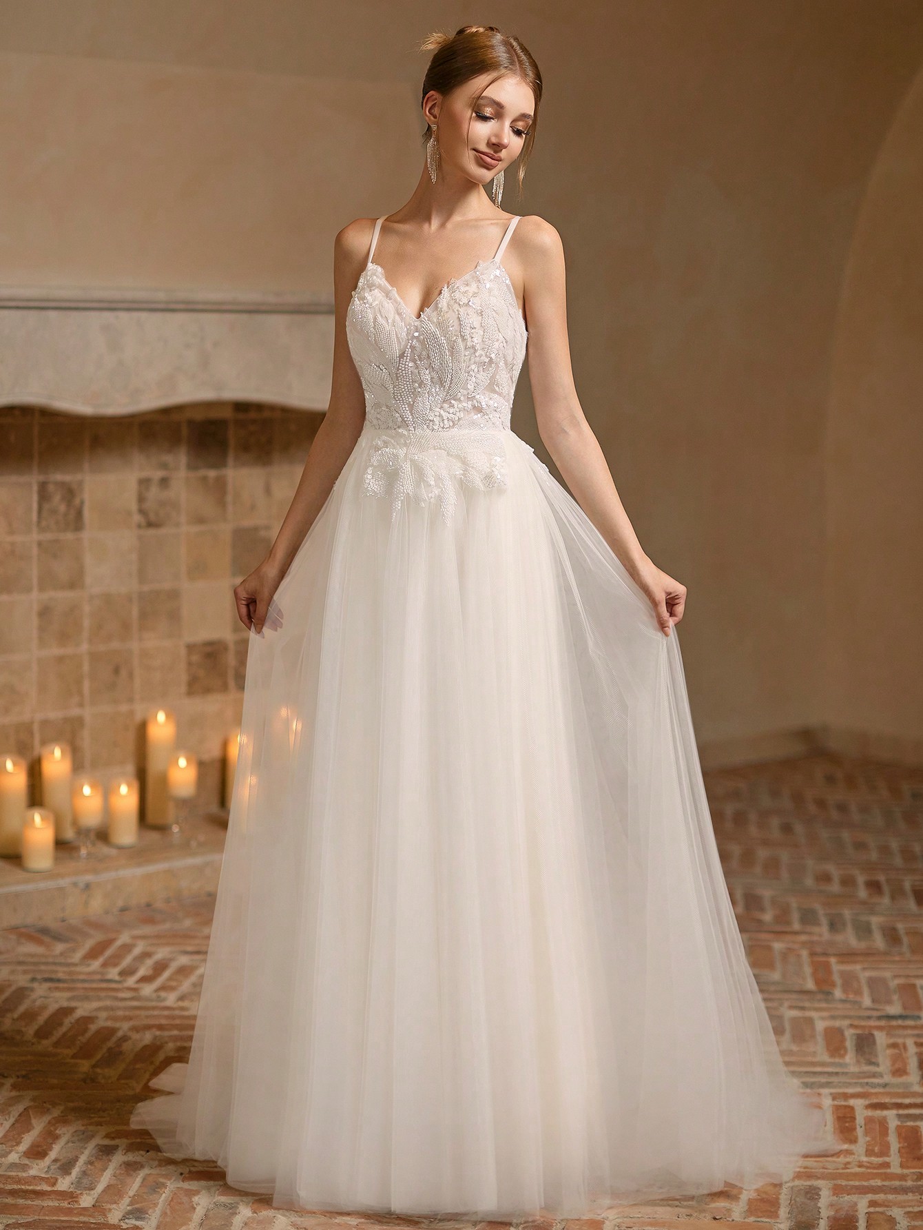 Modecrush Gorgeous Spaghetti Strap Dress with Floral Appliques, A-line Train Elegant Bridal Gown, for Party, Wedding, Graduation Dress