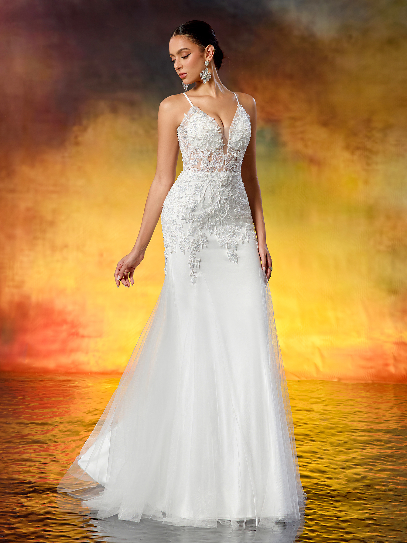 Elegant Spaghetti Straps Lace Embroidery Appliqué Mermaid Tulle Wedding Dress