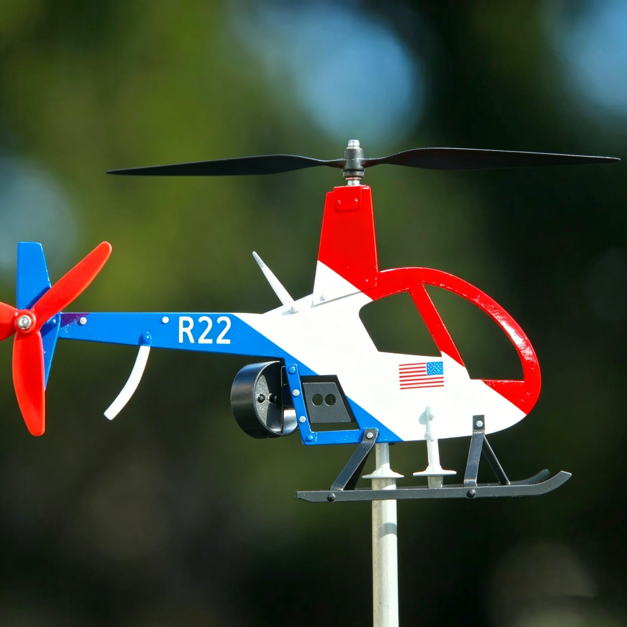 Personalized R22 Helicopter Model Weathervane – Pilot Gift & Outdoor Yard Art Decor