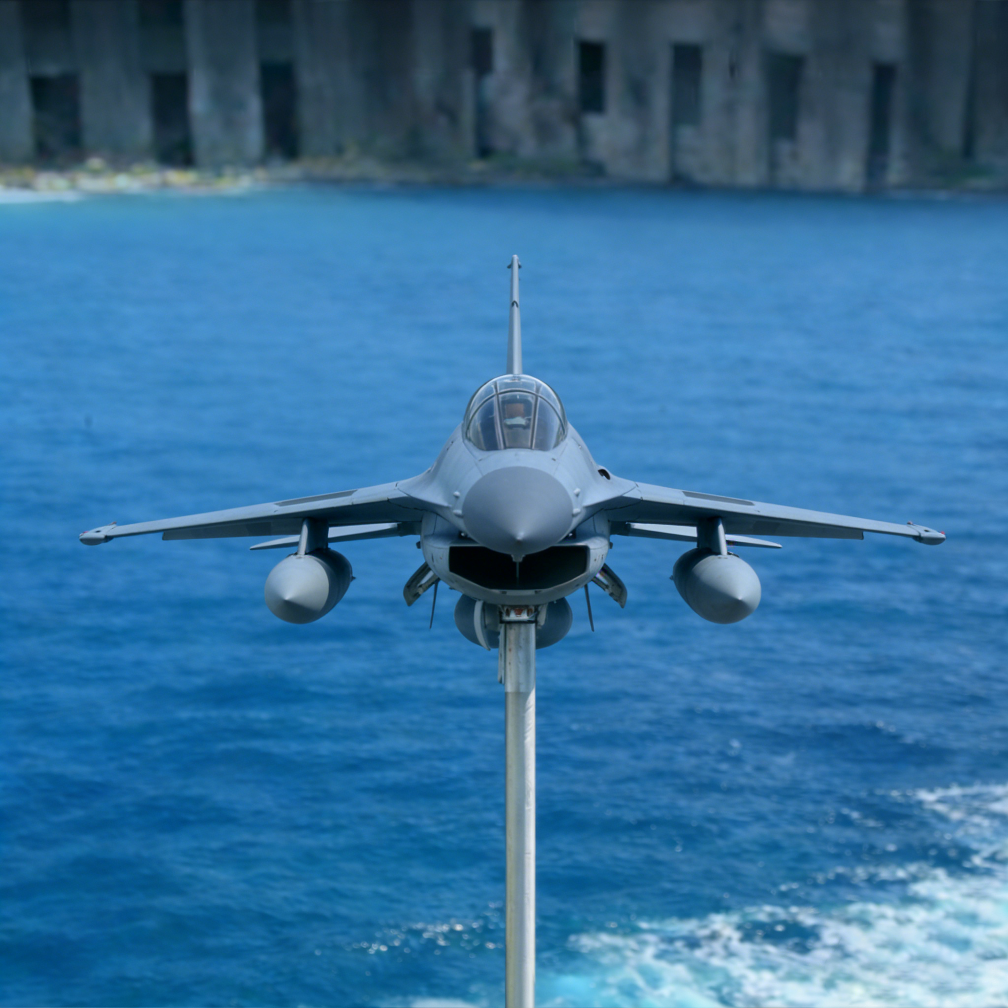 Personalized F-16 Fighting Falcon Aircraft Weathervane Garden Stake - Durable Outdoor Patio Decor for Aviation Enthusiasts