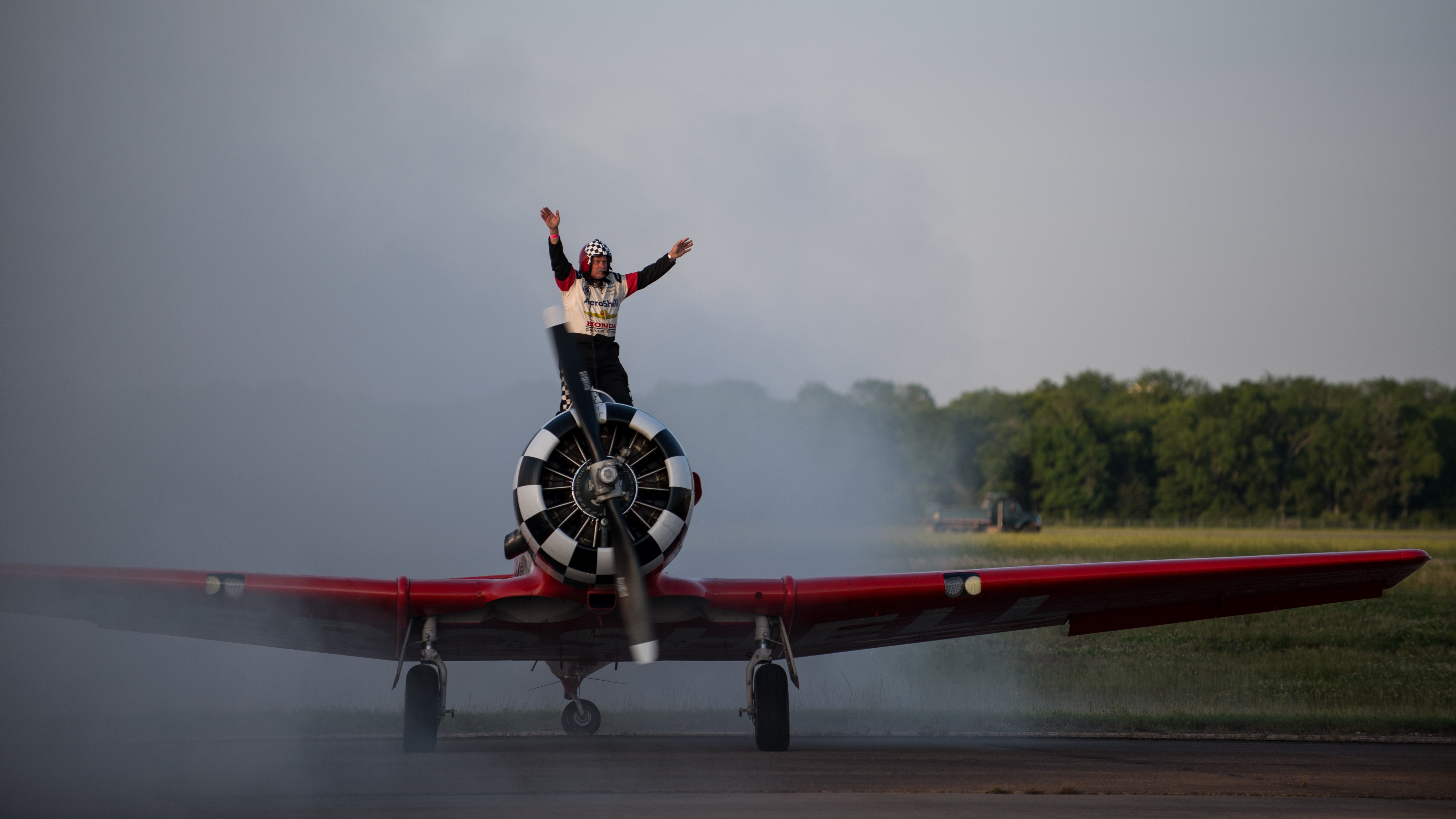 AT-6 Texan Plane Garden Stake - Durable Outdoor Patio Decor for Aviation Enthusiasts