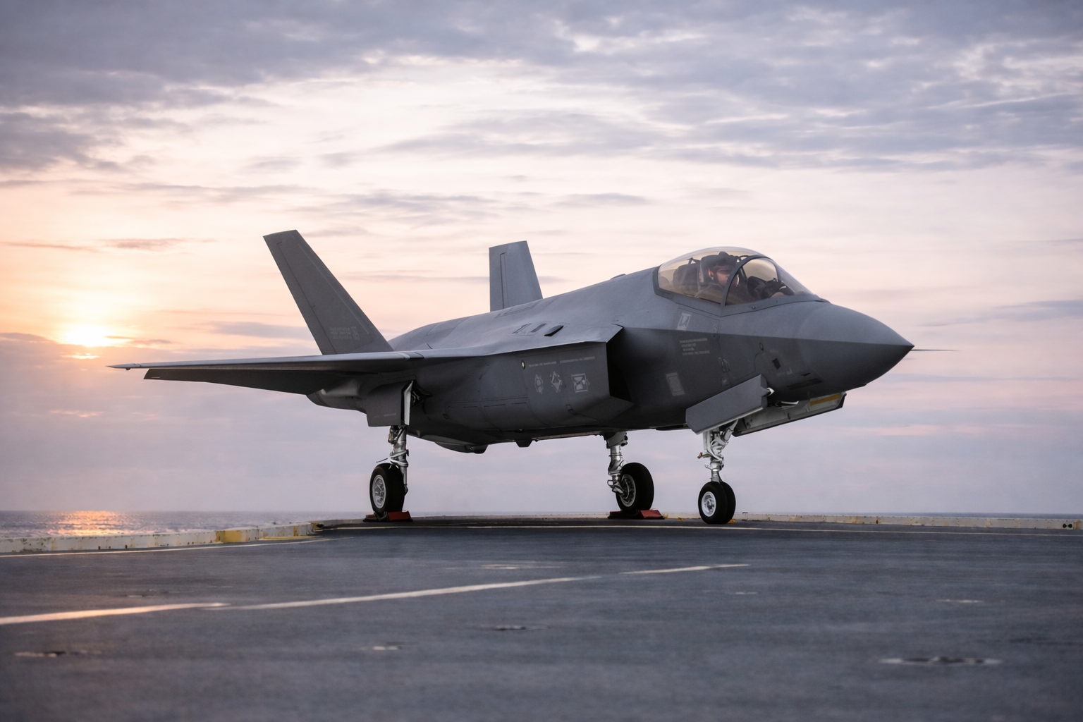 Personalized F-35 Lightning II 5th Gen Stealth Fighter Weathervane - Military Aircraft Garden Decor Wind Spinner