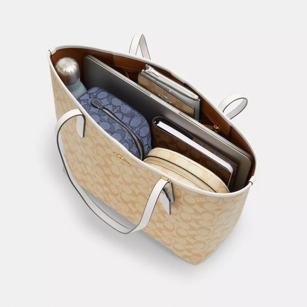  City Tote In Signature Canvas With Heart Print