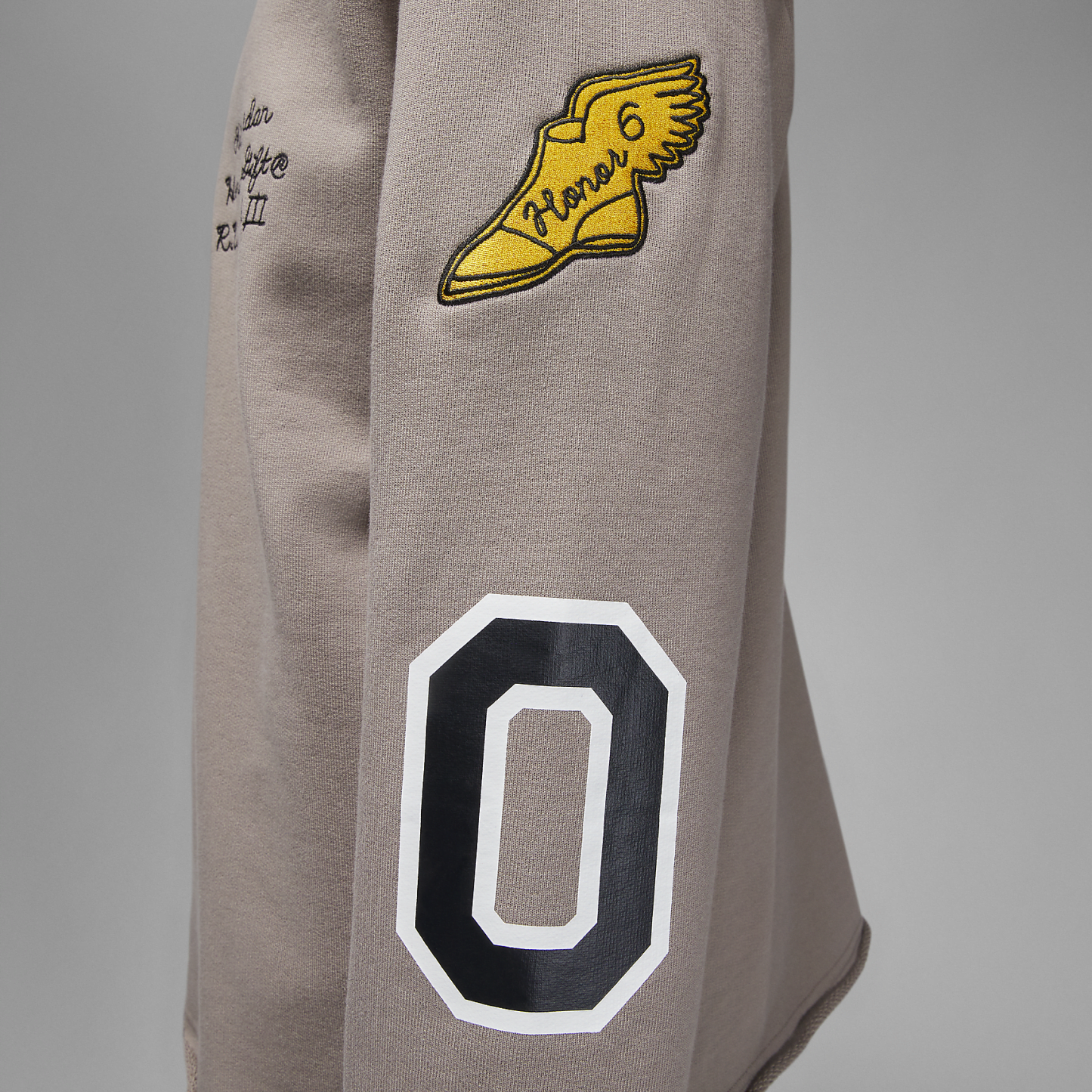 x Honor The Gift? - Men's Crew-Neck Sweatshirt