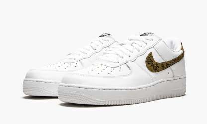 1 Low ��Ivory Snake