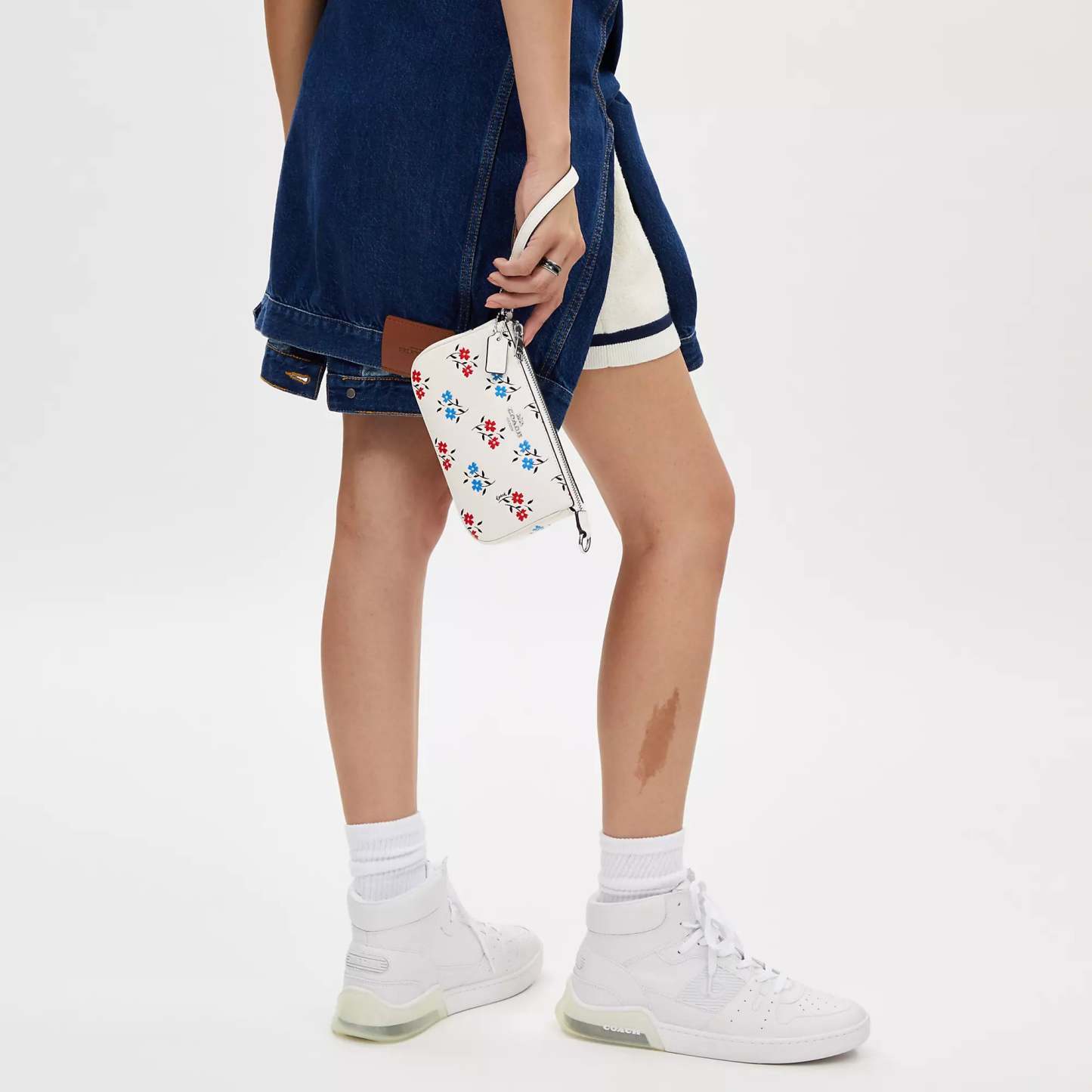 Coathtch  Shoulder Bag With Floral Print