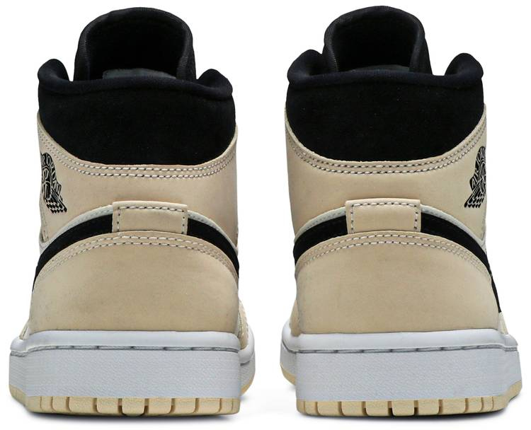 Mid 'Barely Orange' BQ6472-800