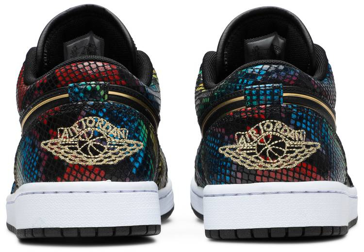 Wmns Low 'Multi Snakeskin' CW5580-001