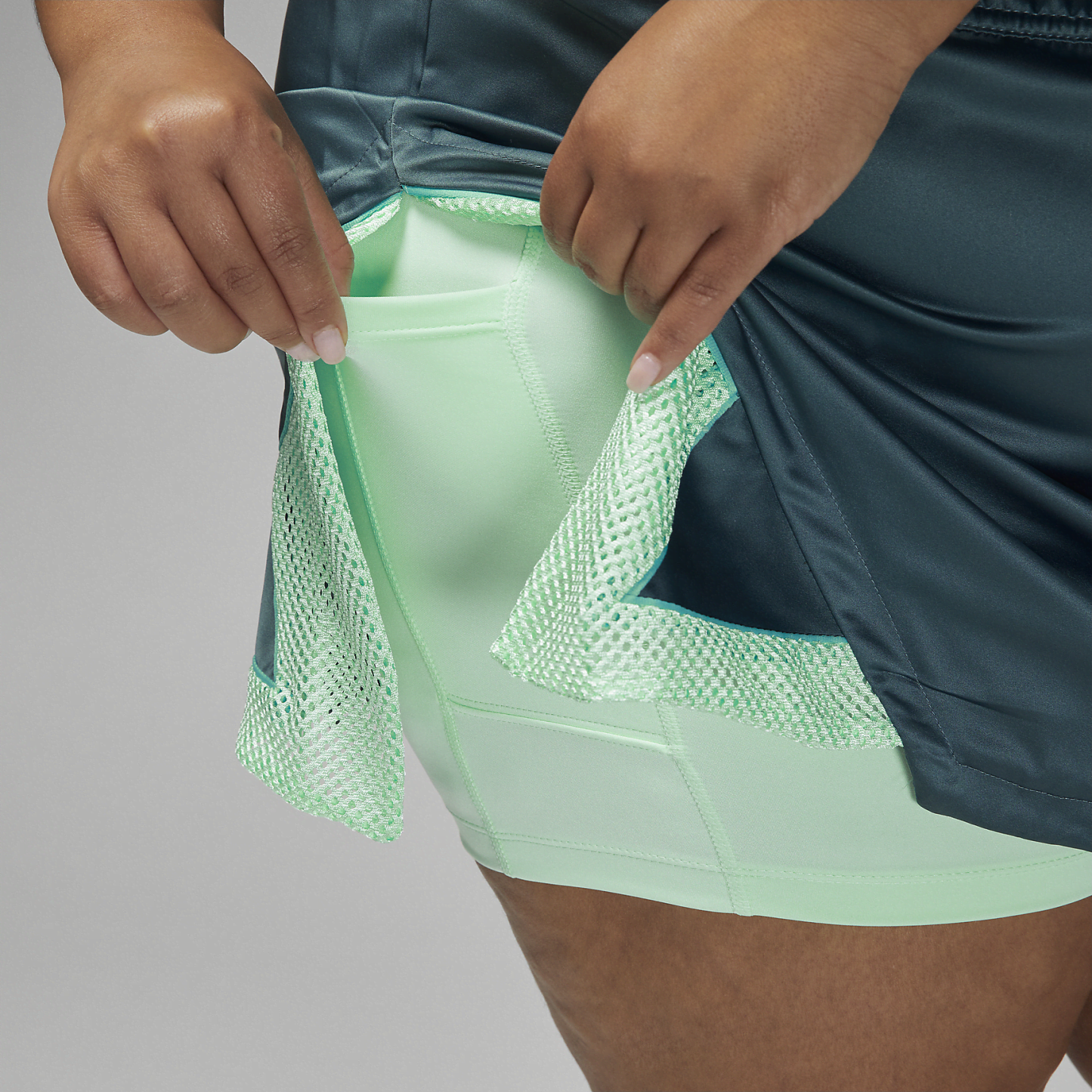 Essentials - Women's Skirt (Plus Size)