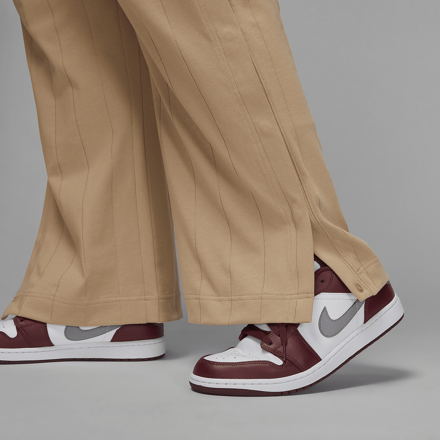 - Women's Knit Pants (Plus Size)