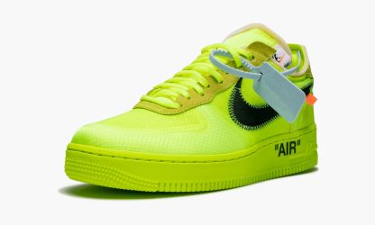 1 Low ��Off-White Volt