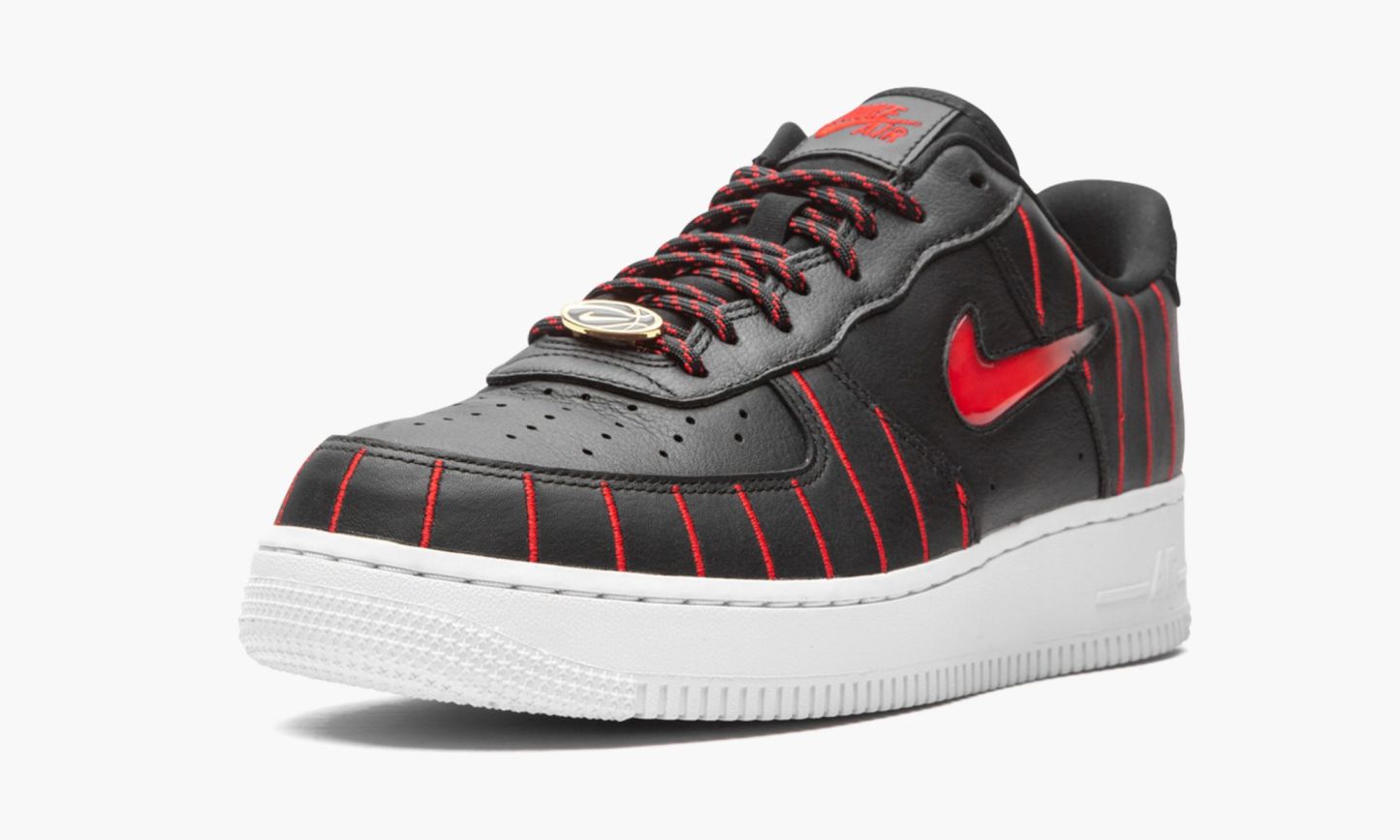 1 Low ��Pinstripe Jewel