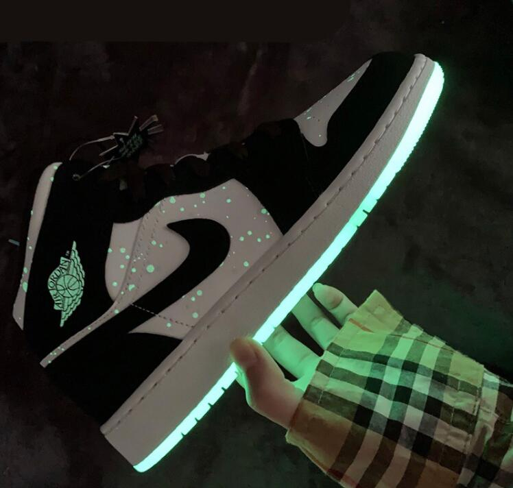 1 Mid SE GS 'Glow in the Dark Panda' BQ6931-103