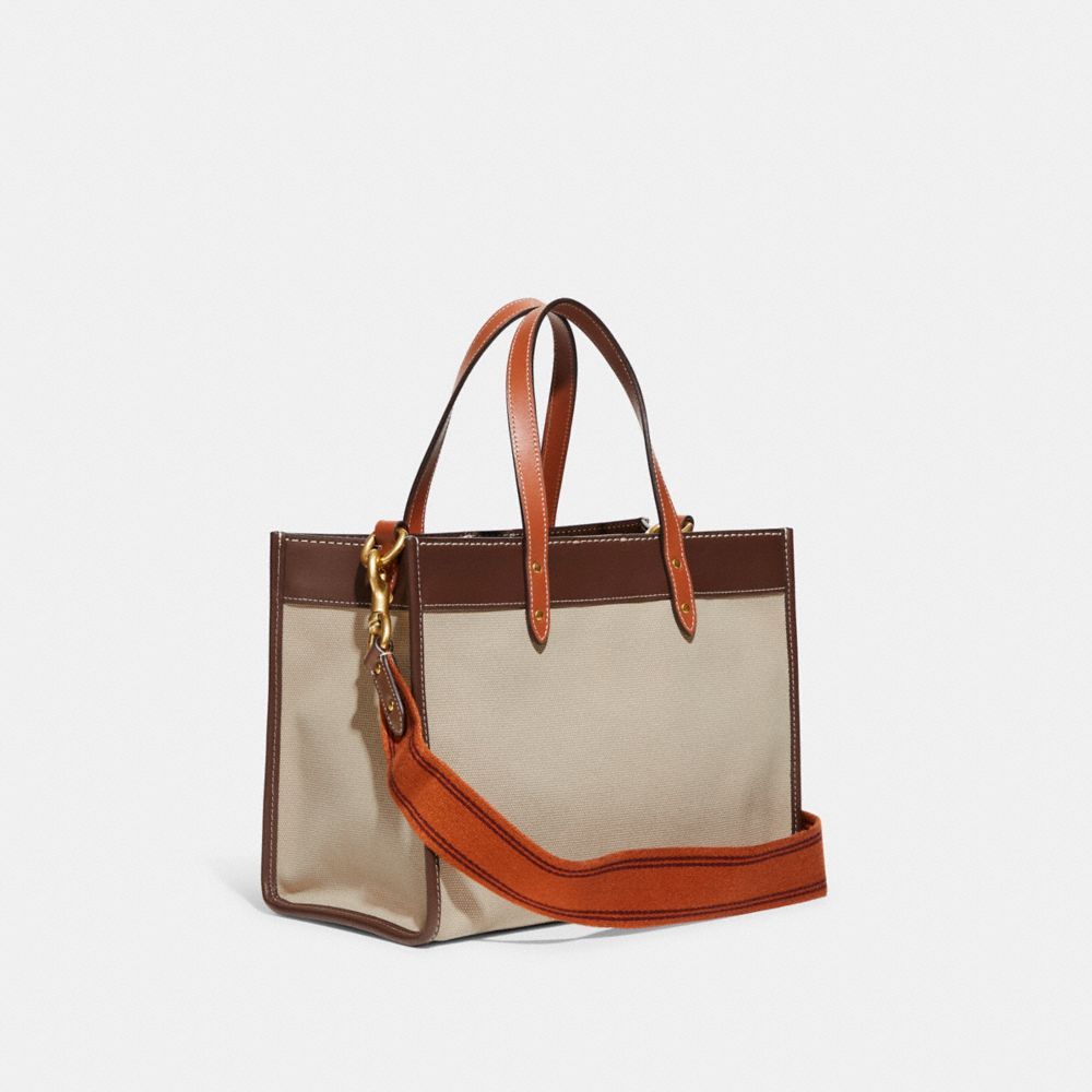 Field Tote 30 With  Badge