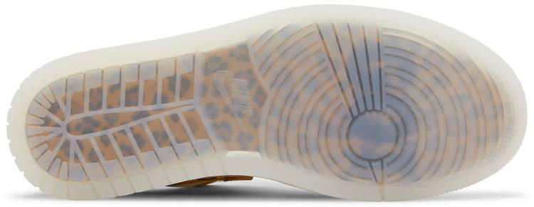 Low 'SNKRS Day' DN6998-700