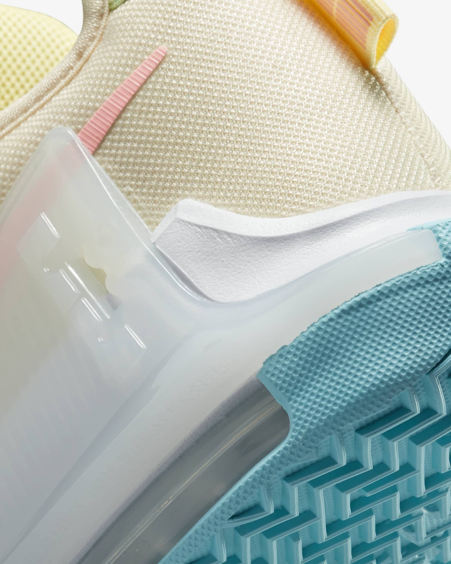 Women's Basketball Shoes