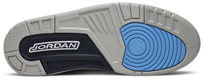 Retro 'UNC' CT8532-104