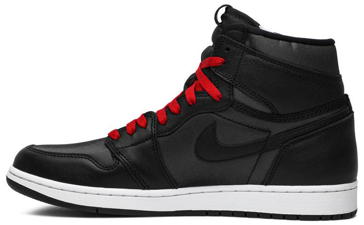 Retro High OG 'Black Gym Red' 555088-060