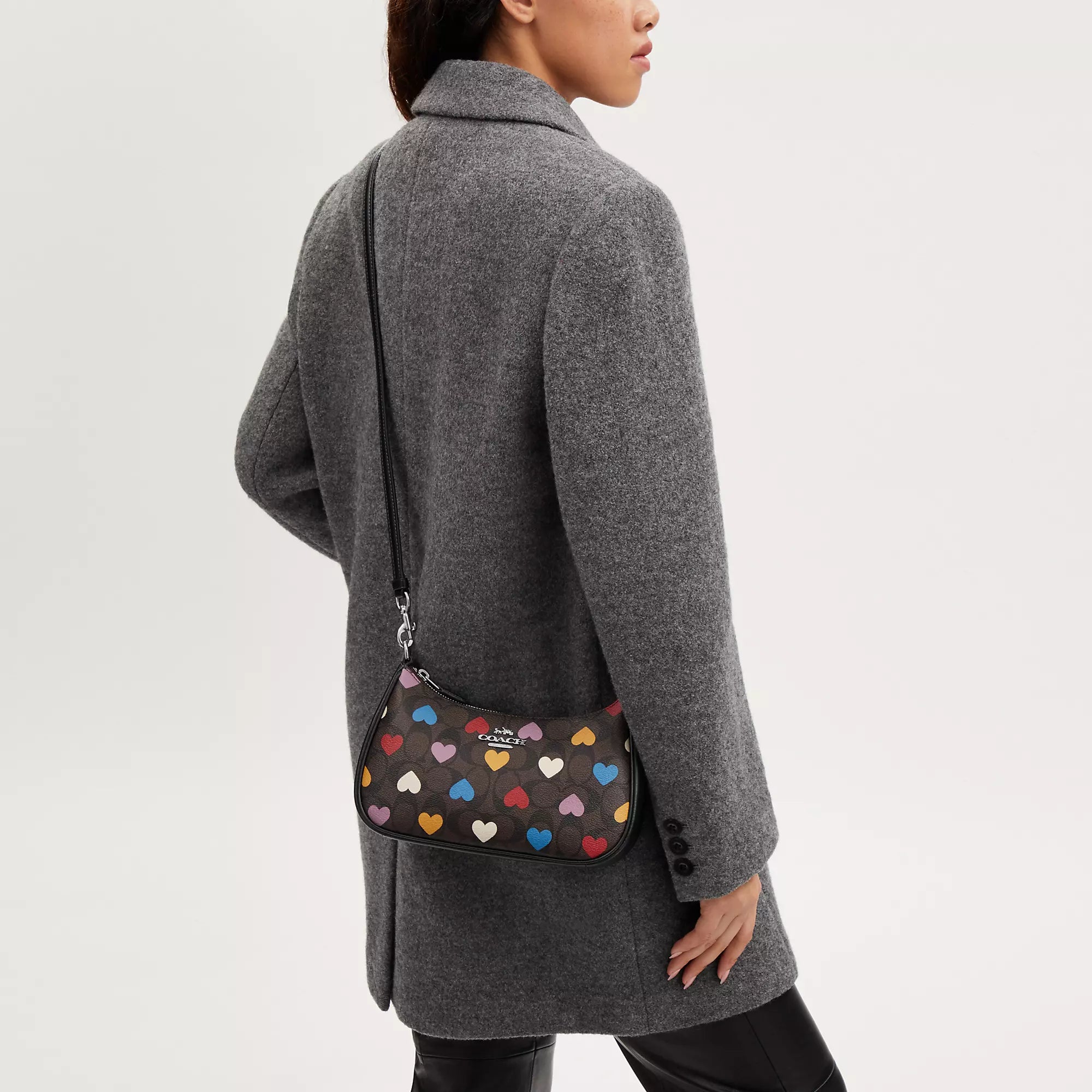 Coathtch  Teri Shoulder Bag In Signature Canvas With Heart Print