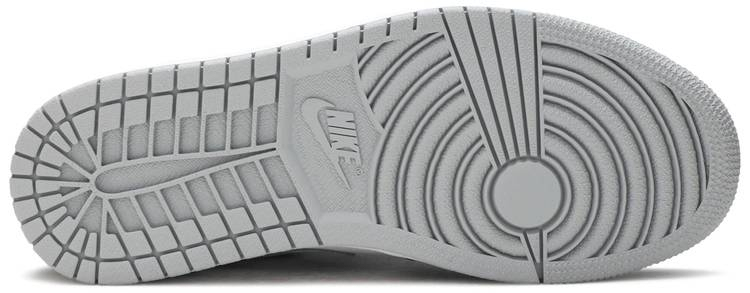 Low 'Smoke Grey' 553558-039