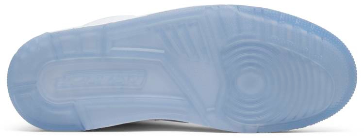 Retro 'Triple White' 136064-111