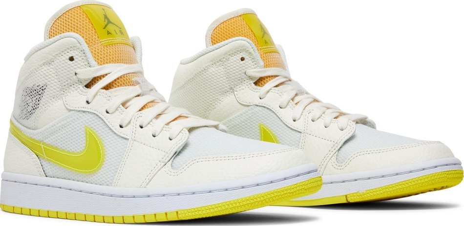 Wmns 1 Mid SE 'Voltage Yellow' DB2822-107