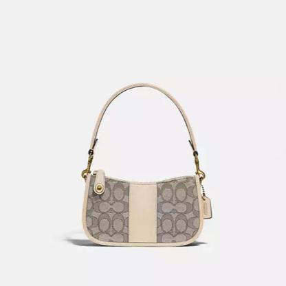 Swinger Bag 20 In Signature Jacquard
