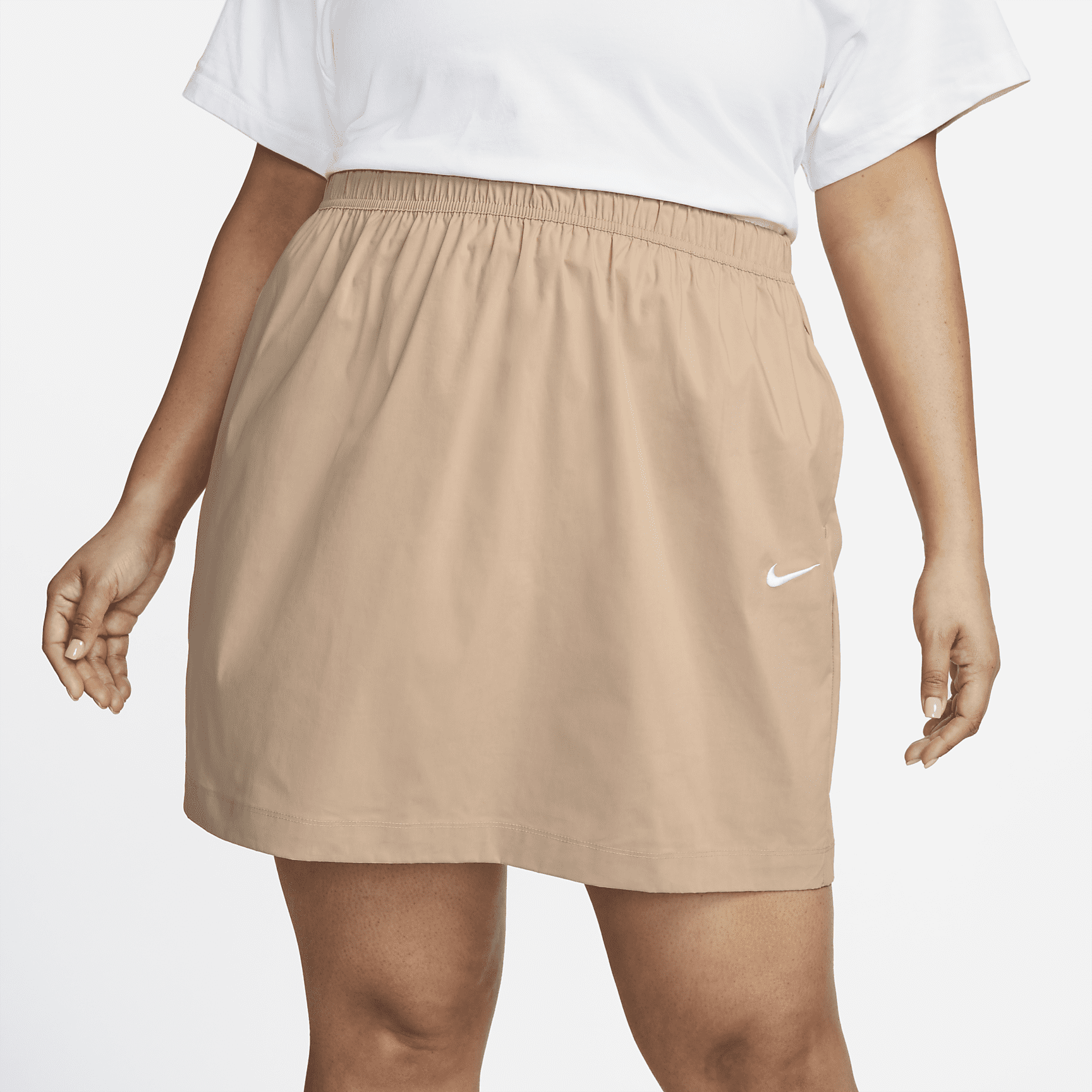 Sportswear Essential - Women's High-Waisted Woven Miniskirt (Plus Size)