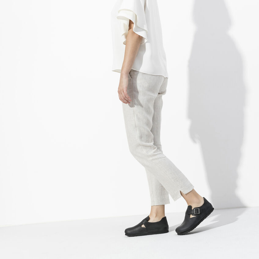 London Oiled Leather Black