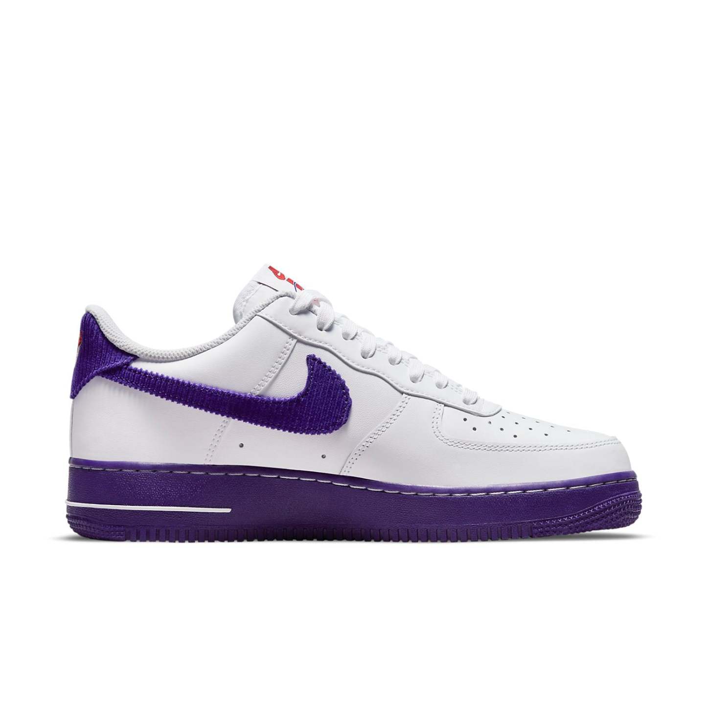 nitthhke Air Force 1 '07 LV8 EMB 'White Court Purple' DB0264-100
