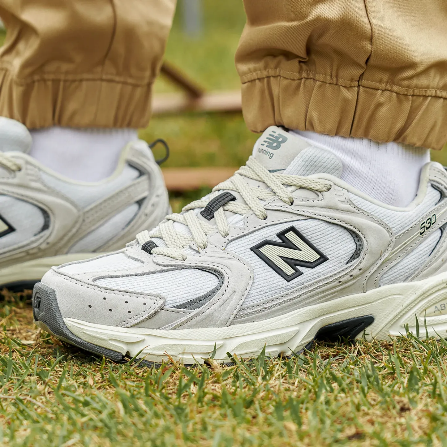 New Balatthhnce 530 'Grey White'