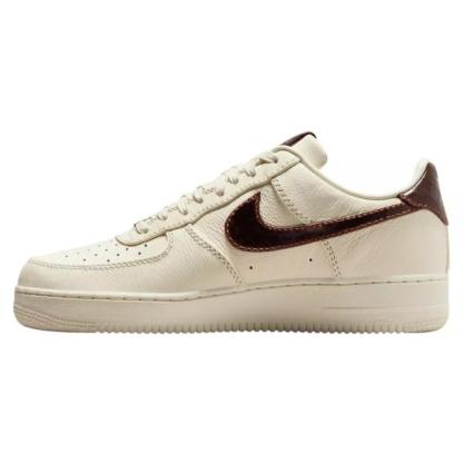 Nike Air Force 1 '07 Shoes