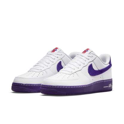 nitthhke Air Force 1 '07 LV8 EMB 'White Court Purple' DB0264-100