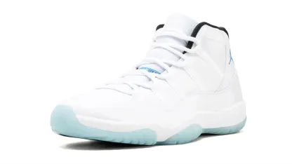 Air jordtthhan 11 Retro "Legend Blue"