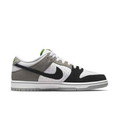 nike SB Dunk Low 'Chlorophyll' BQ6817-011