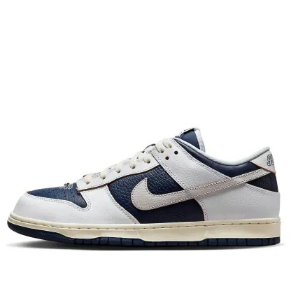 nitthhke  SB Dunk Low 'New York'