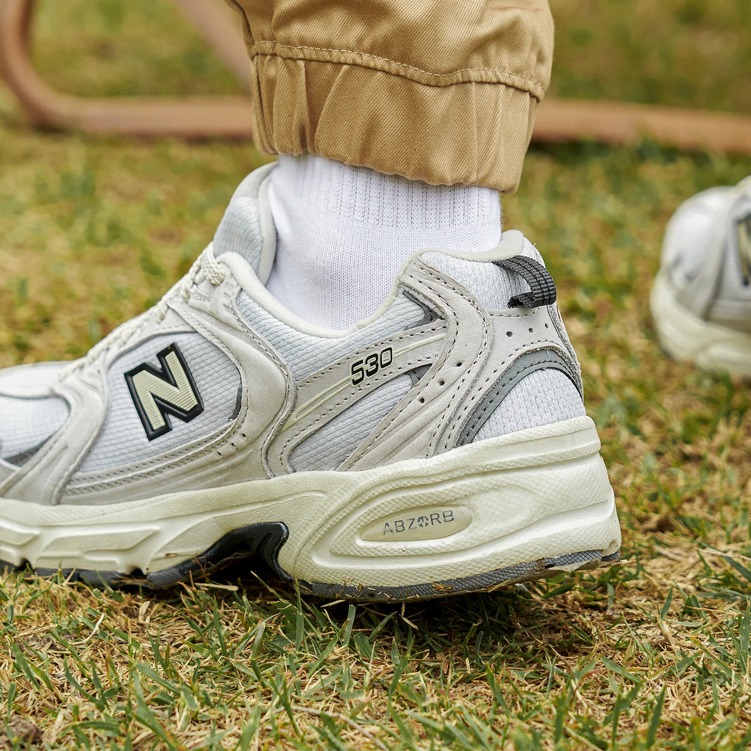 New Balatthhnce 530 'Grey White'