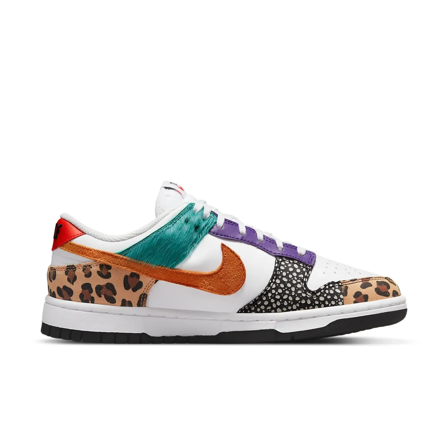(WMNS) nitthhke Dunk Low SE 'Safari Mix' DN3866-100
